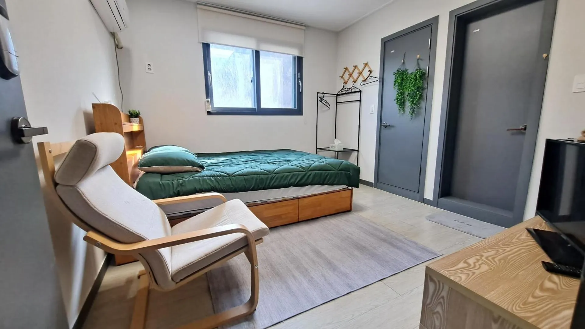 Yolo House Hotel Incheon Guest house