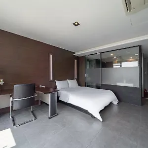 Hotel 브라운도트호텔 송도 Browndot Songdo, Incheon