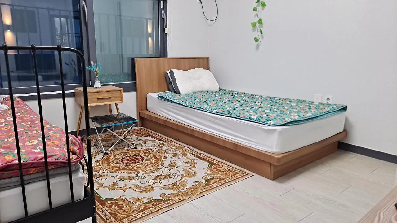 Yolo House Hotel Incheon Guest house