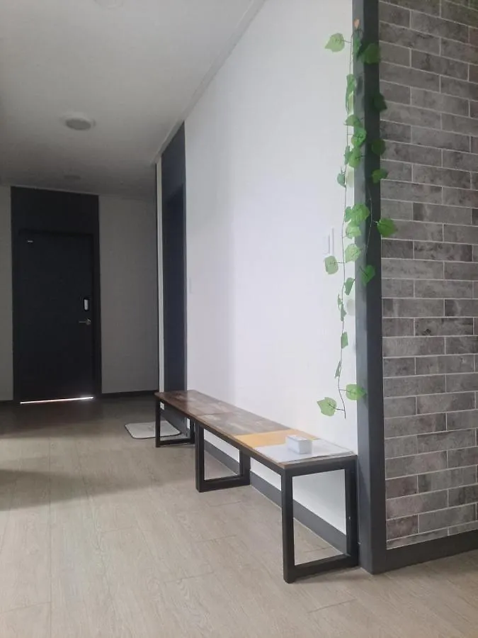 Yolo House Hotel Incheon Guest house