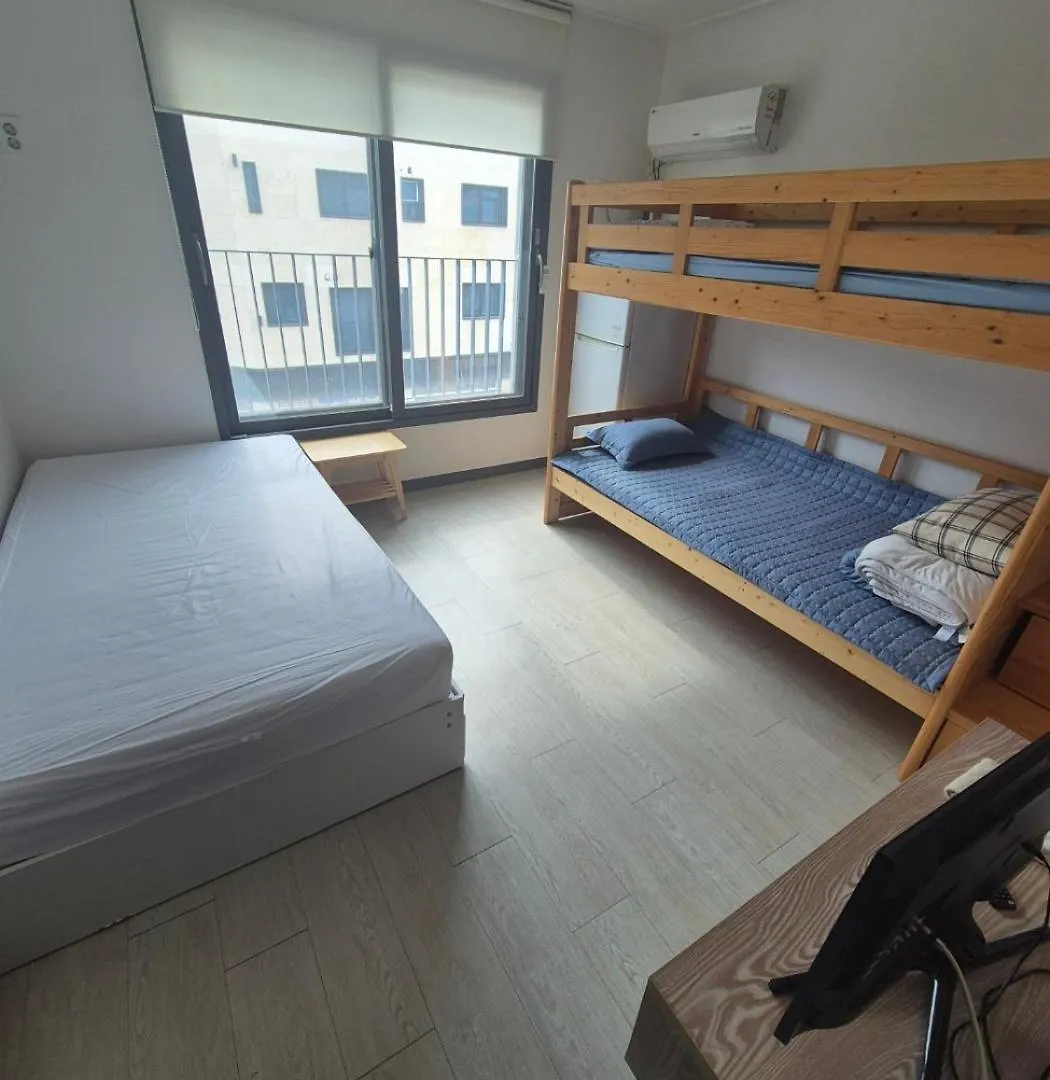 Yolo House Hotel Incheon 0*,