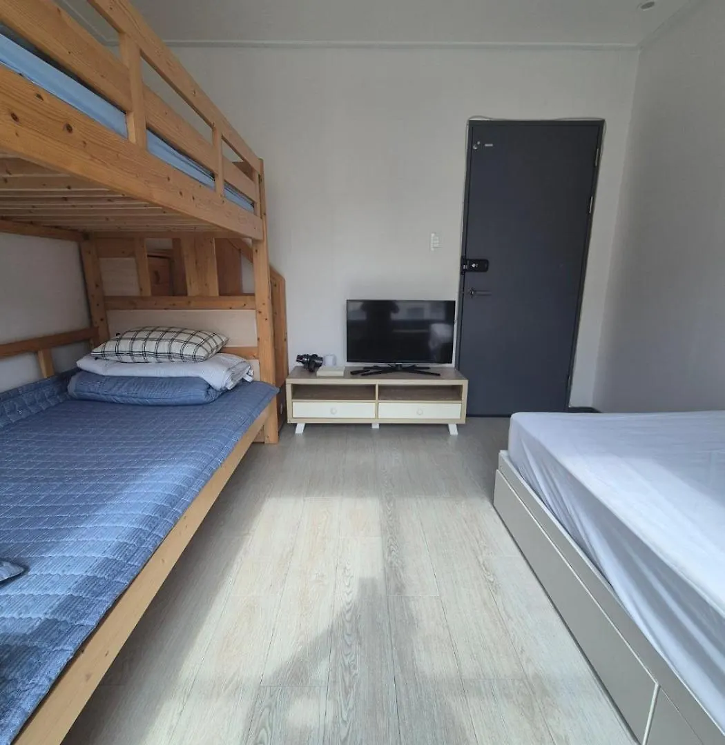 Yolo House Hotel Incheon Guest house