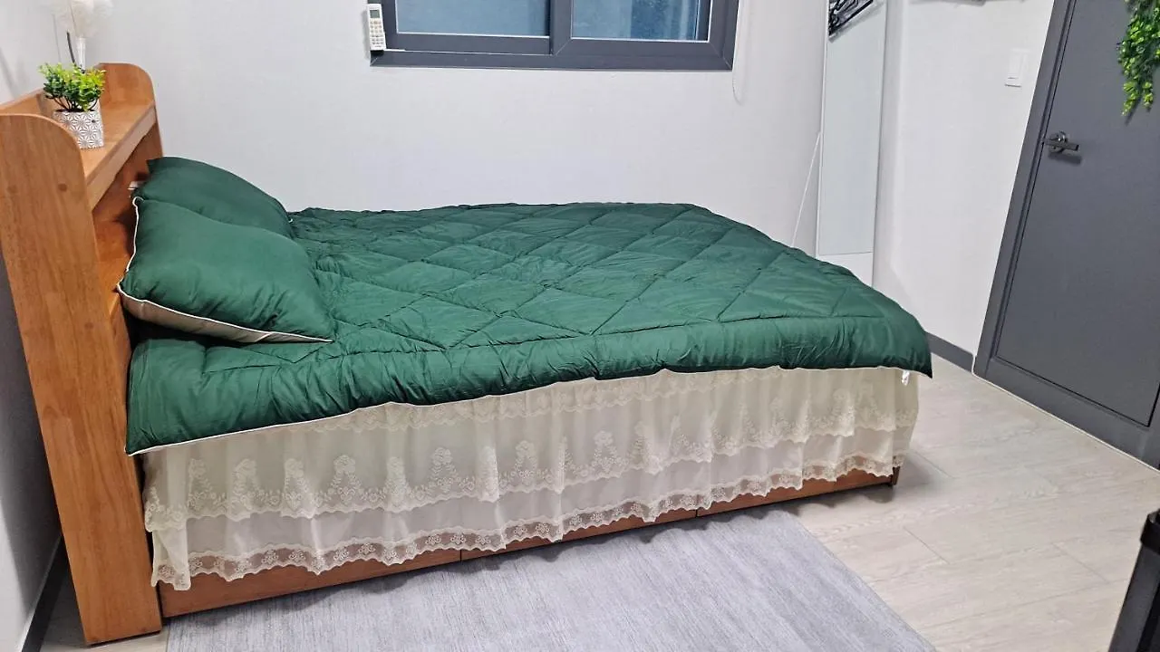 Yolo House Hotel Incheon Wisma tamu