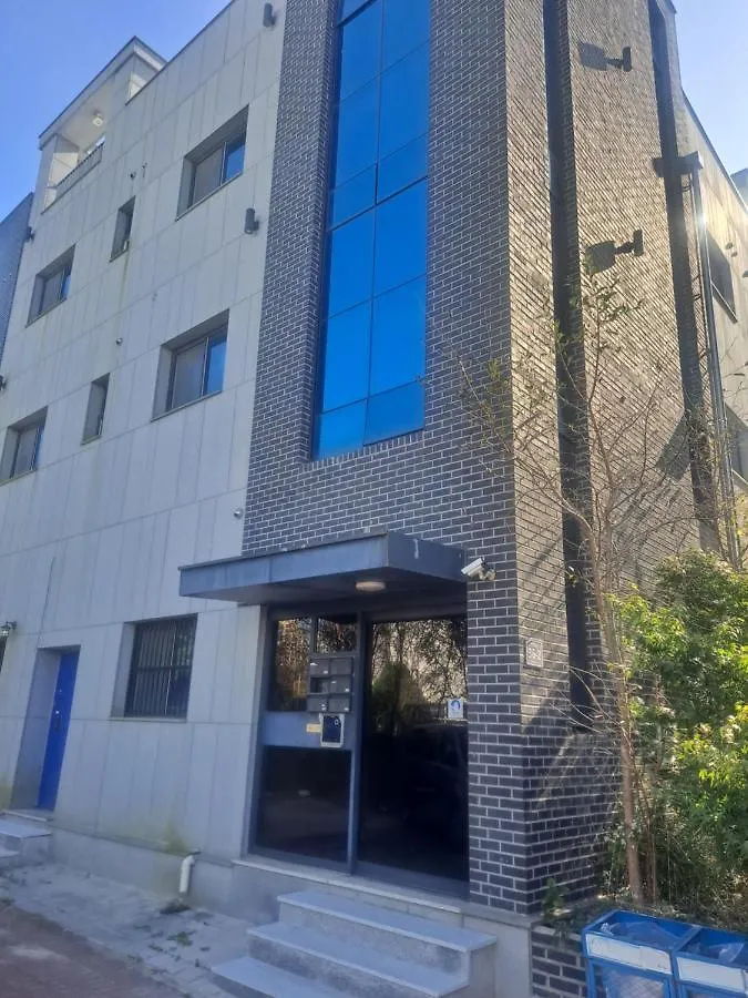 **** Wisma tamu Yolo House Hotel Incheon Korsel