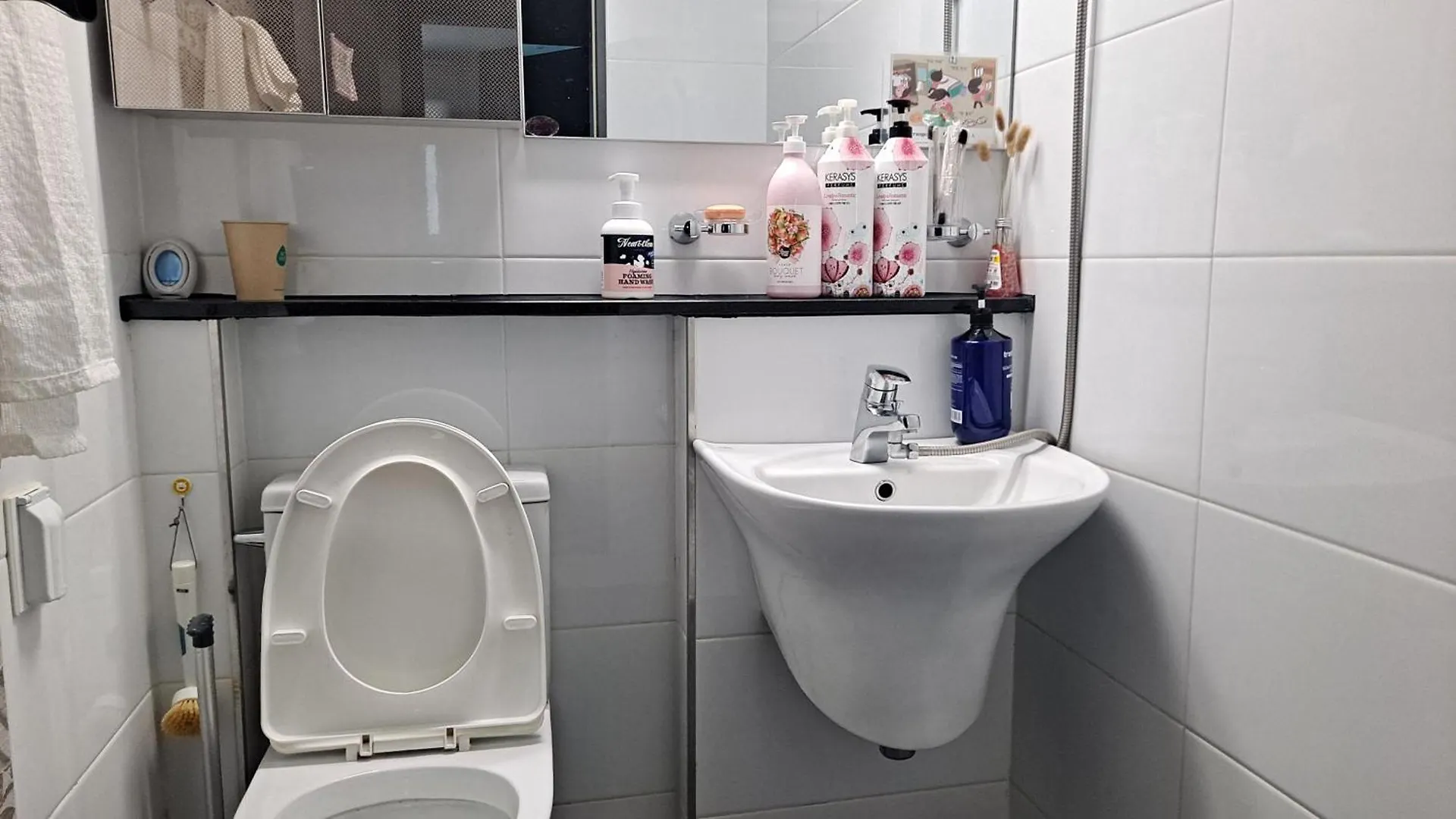 Yolo House Hotel Incheon Wisma tamu