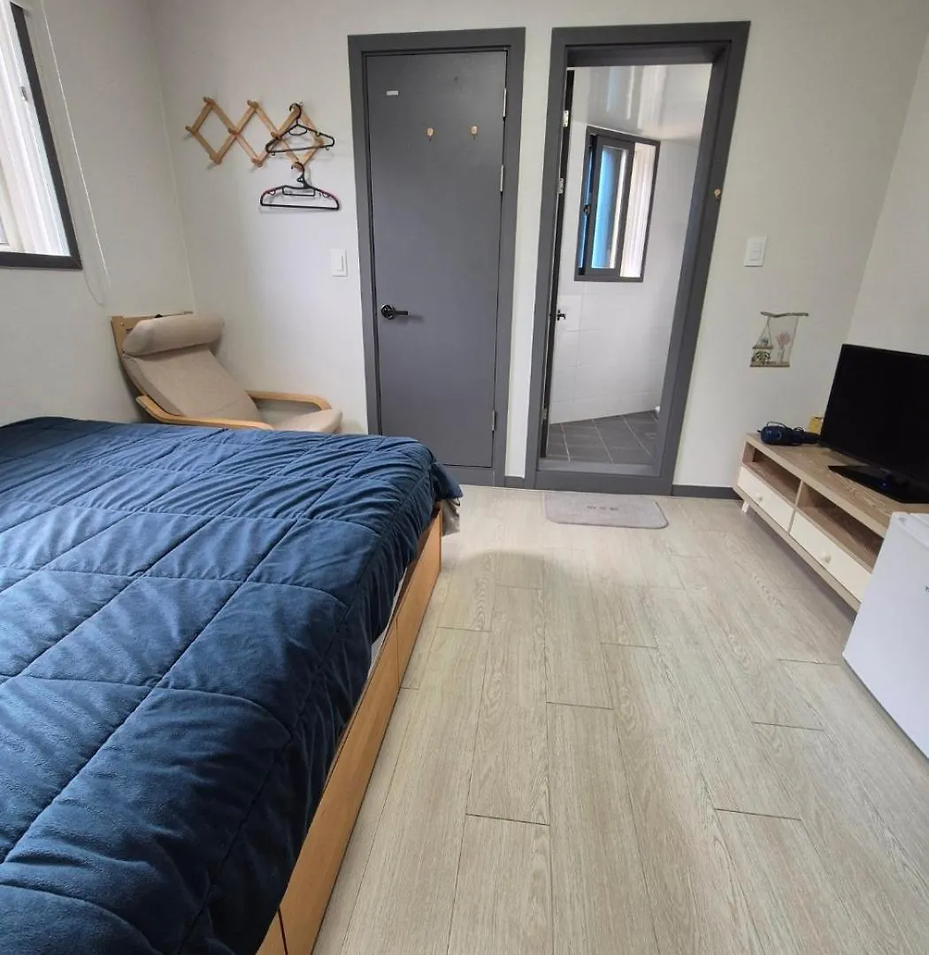 Yolo House Hotel Incheon 4*,