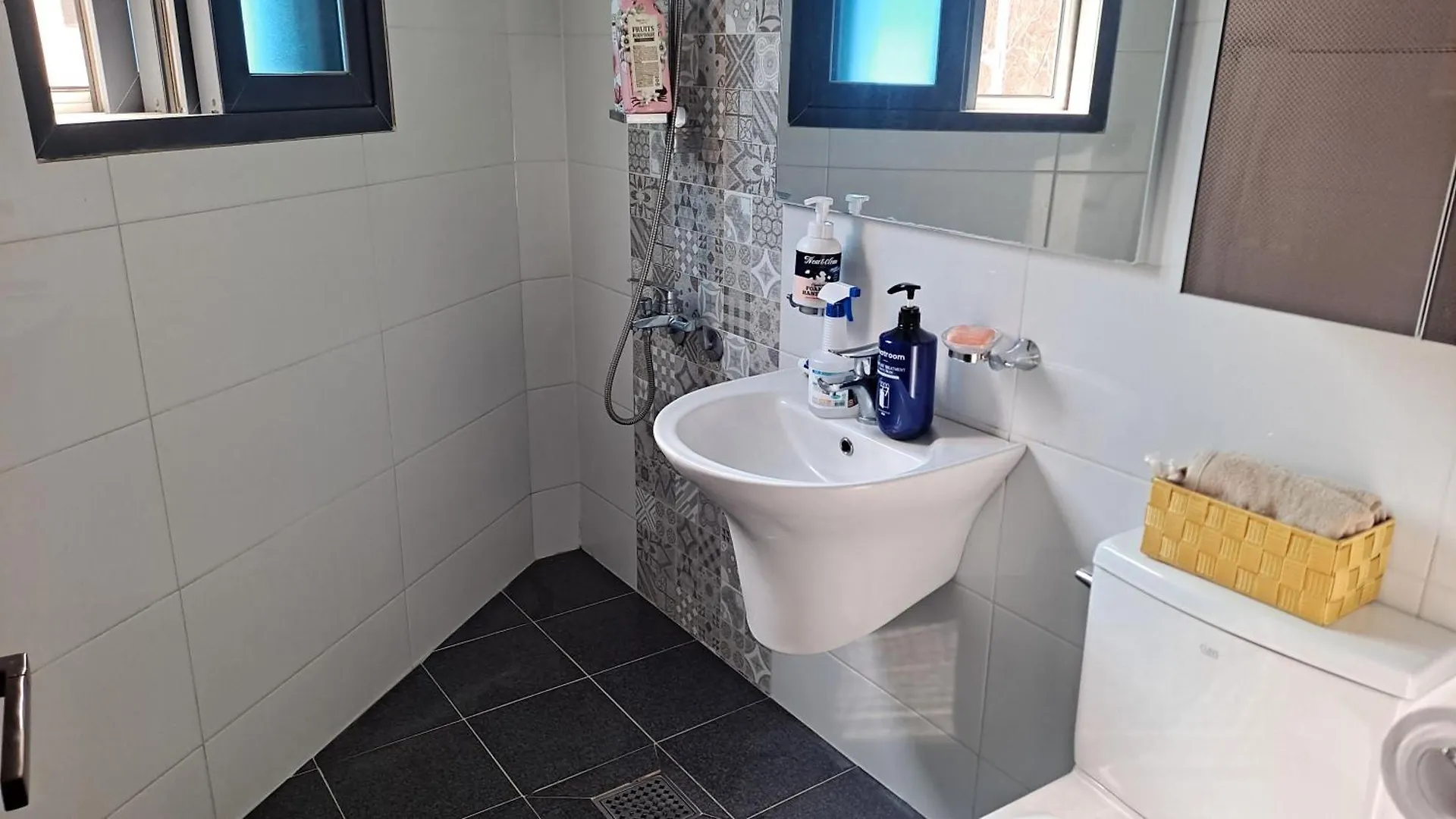 ホテル Yolo House インチョン広域市 4*,  韓国